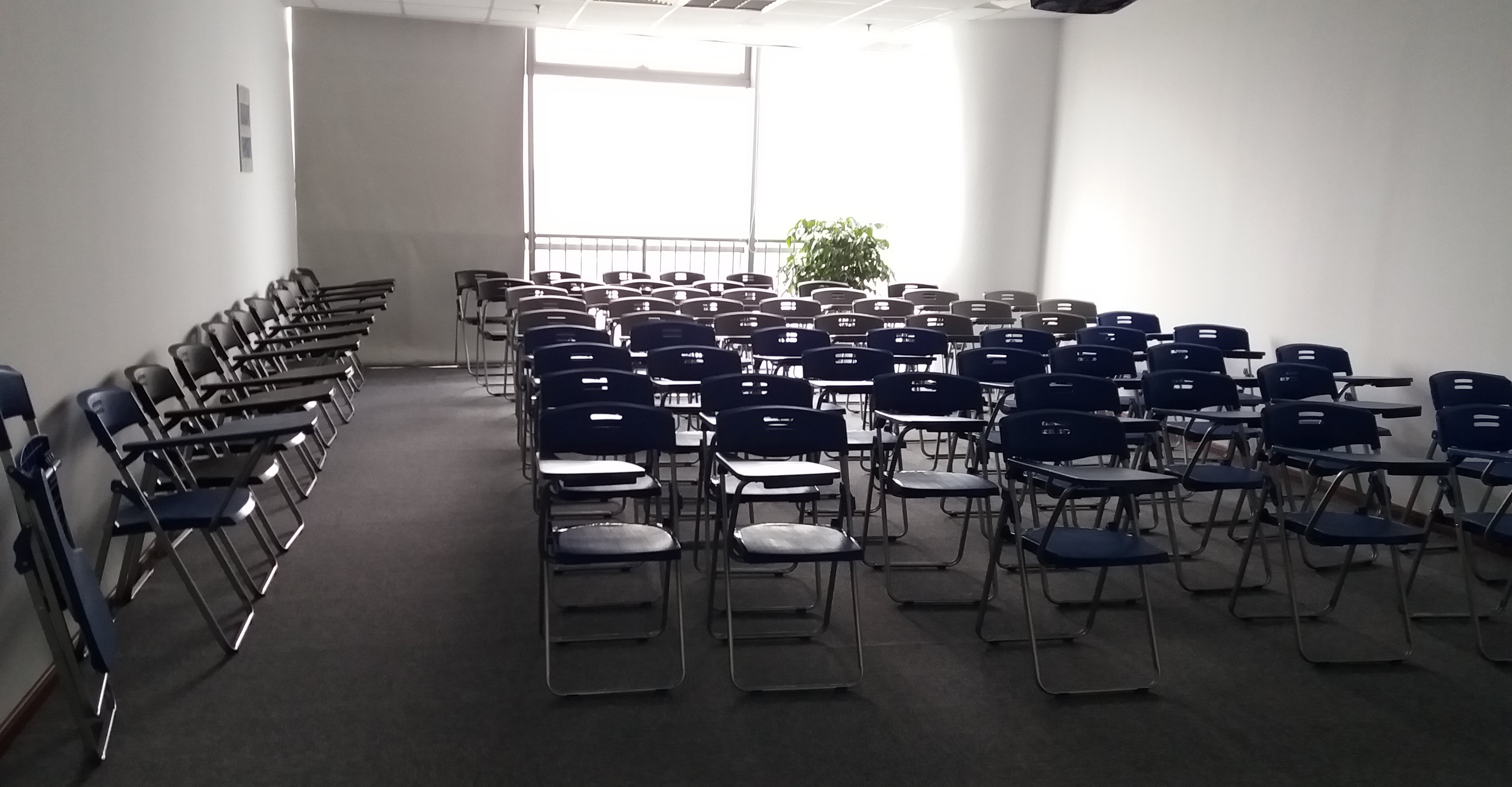 賀：我司中標(biāo)100留學(xué)教育機(jī)構(gòu)裝飾工程