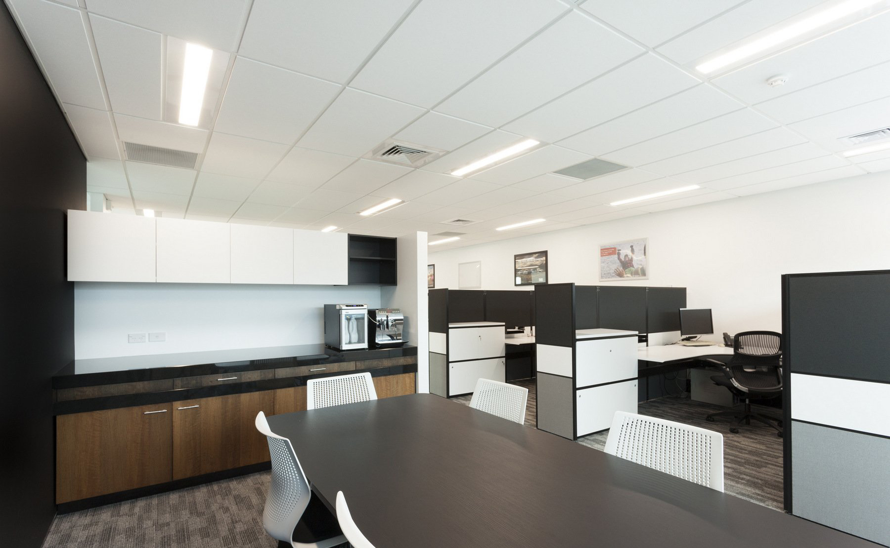 賀：我司中標(biāo)禾駿企業(yè)咨詢辦公裝修工程