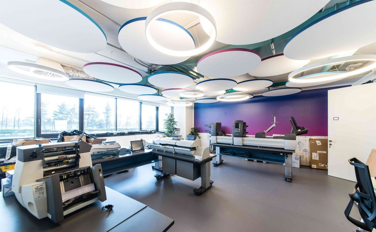 賀：我司中標(biāo)哲成紡織貿(mào)易辦公室裝修工程