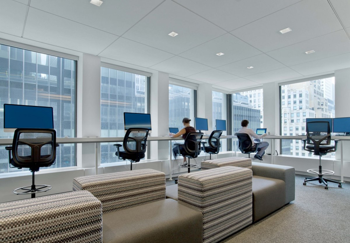 賀：我司中標(biāo)錢(qián)多多資產(chǎn)投資辦公裝修工程