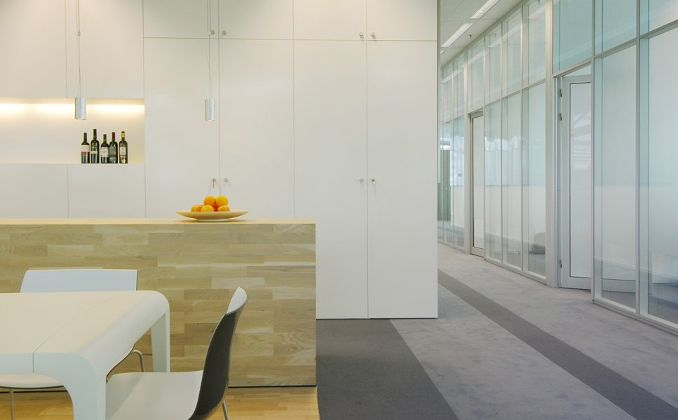 賀：我司中標(biāo)匯海易融商務(wù)信息辦公裝修工程