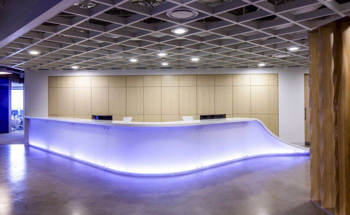 在南京，如何裝修設(shè)計好一家卡哇伊的化妝品店