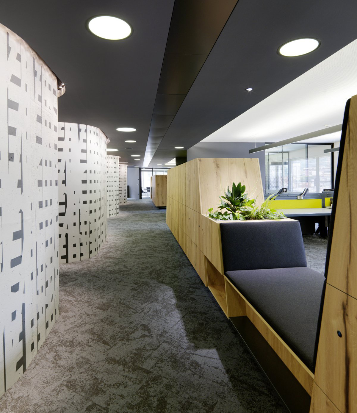 餐飲裝修中 大功率的空氣開關(guān)如何選擇