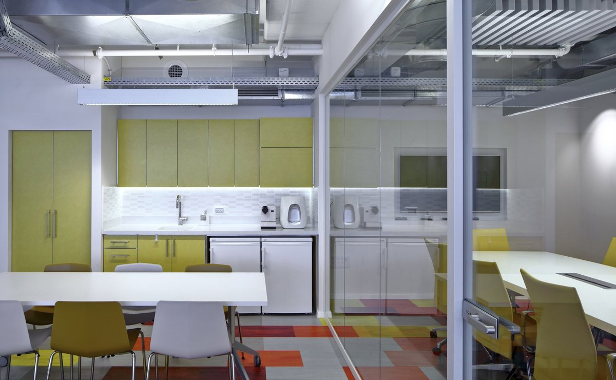 辦公室裝修中 怎么選擇空調(diào)機(jī)組