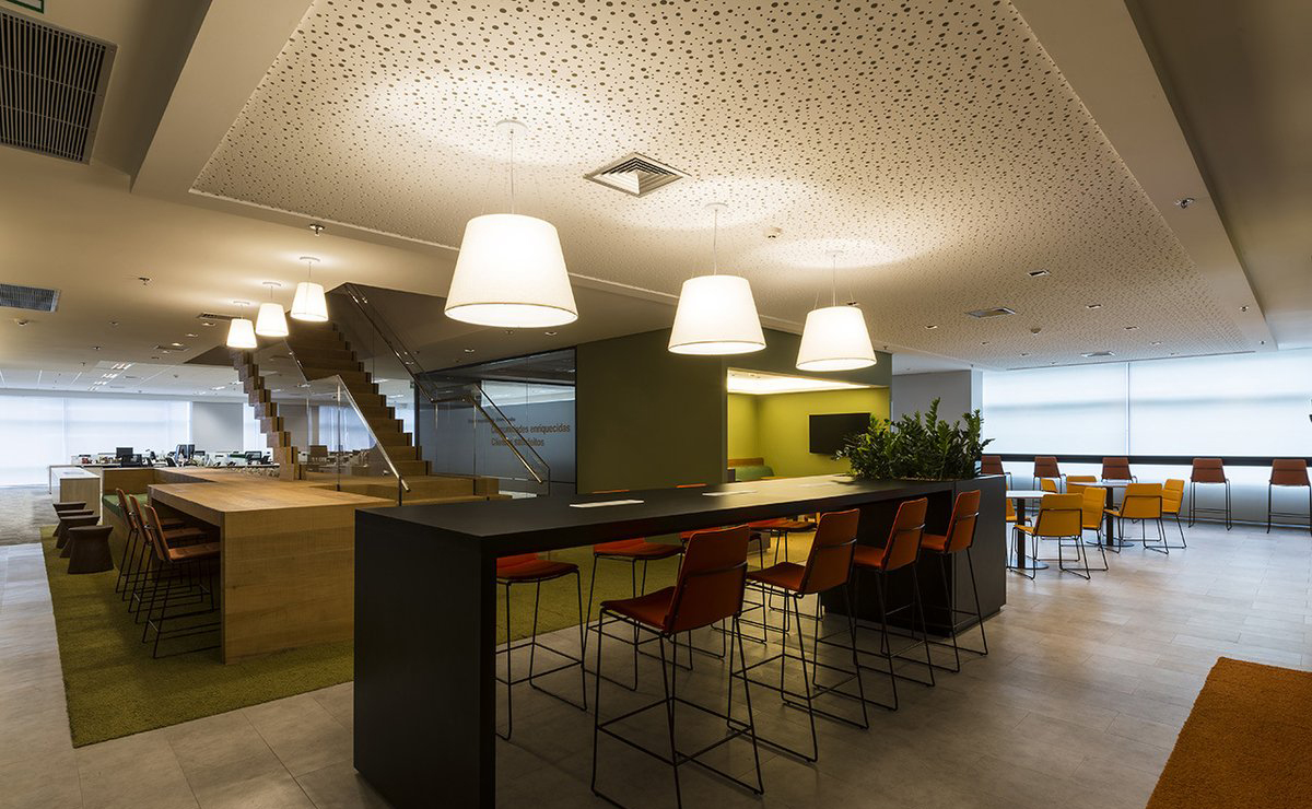 南京服裝店裝修設(shè)計(jì)需要要做好什么