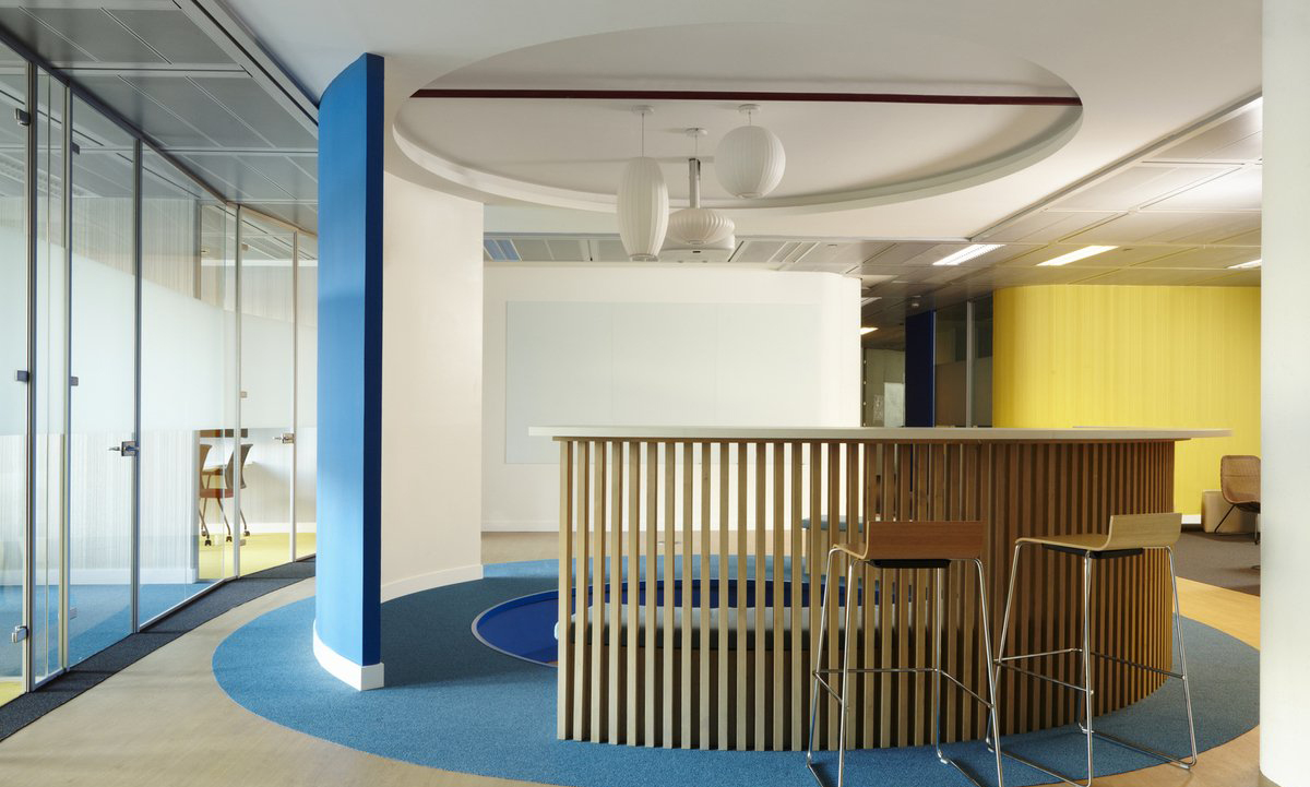 南京專業(yè)網(wǎng)咖設計公司 裝修哪些問題影響著經(jīng)營