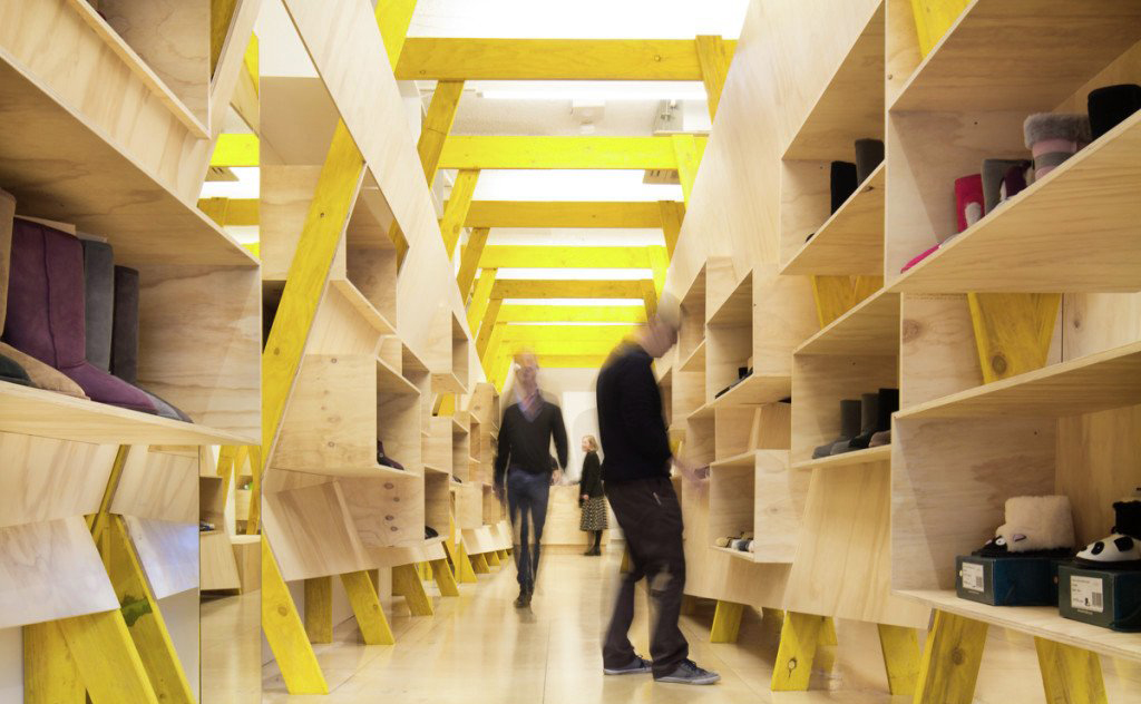 南京專業(yè)服裝店裝修公司 品牌服裝店設計對營銷