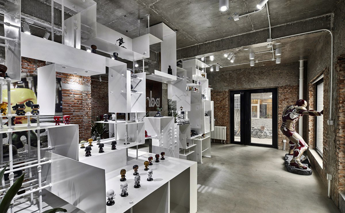 南京專業(yè)服裝店裝修公司 服裝店設計賣場布置的