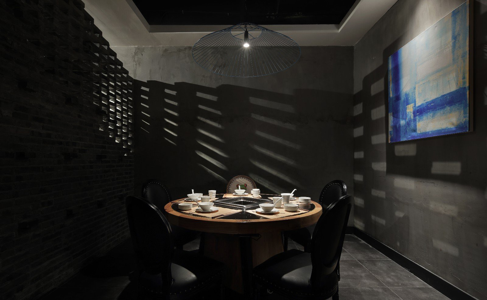 南京火鍋店裝修公司 LOFT風(fēng)格火鍋店設(shè)計家具的要