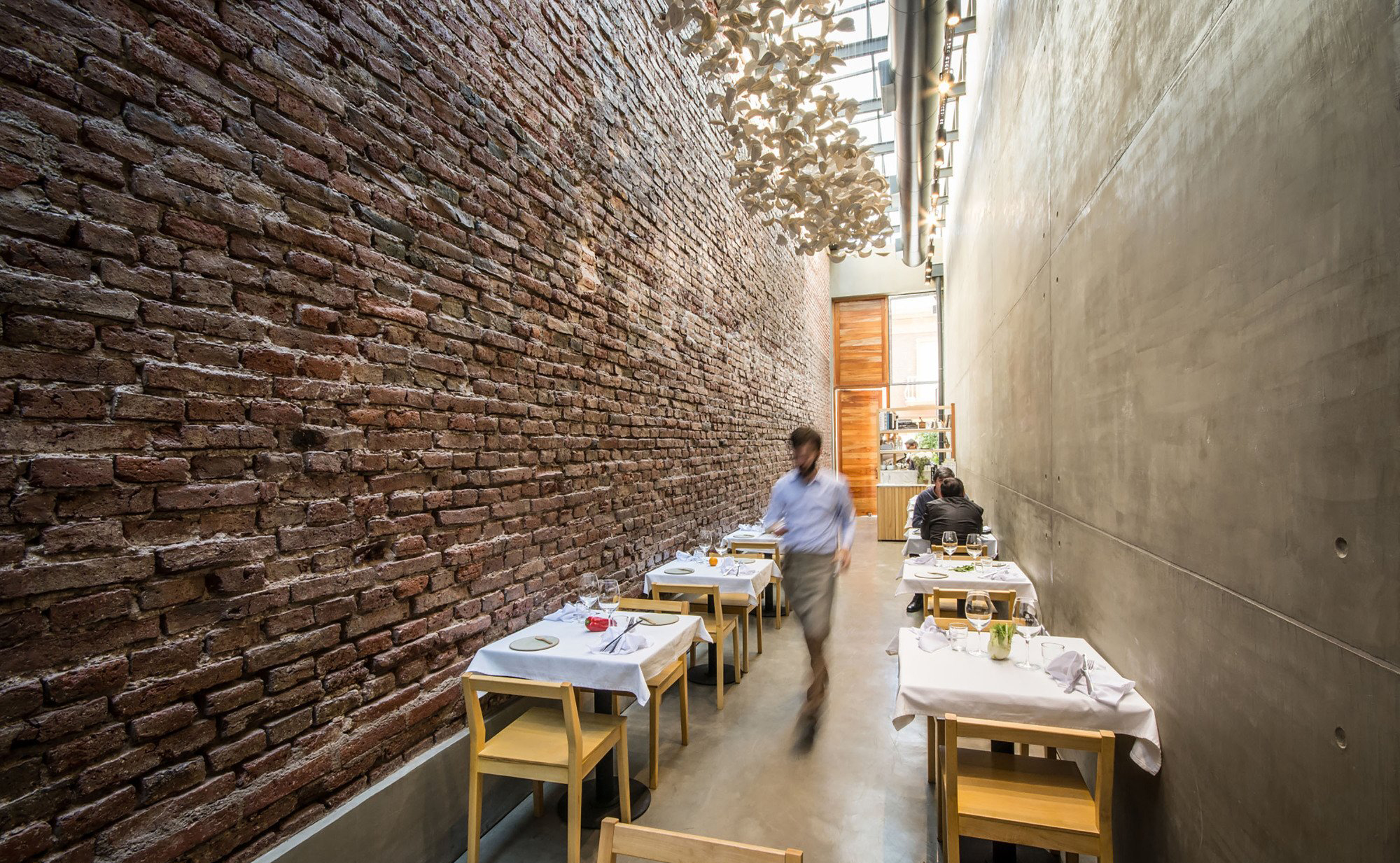 南京情侶主題餐廳裝修設(shè)計什么最重要