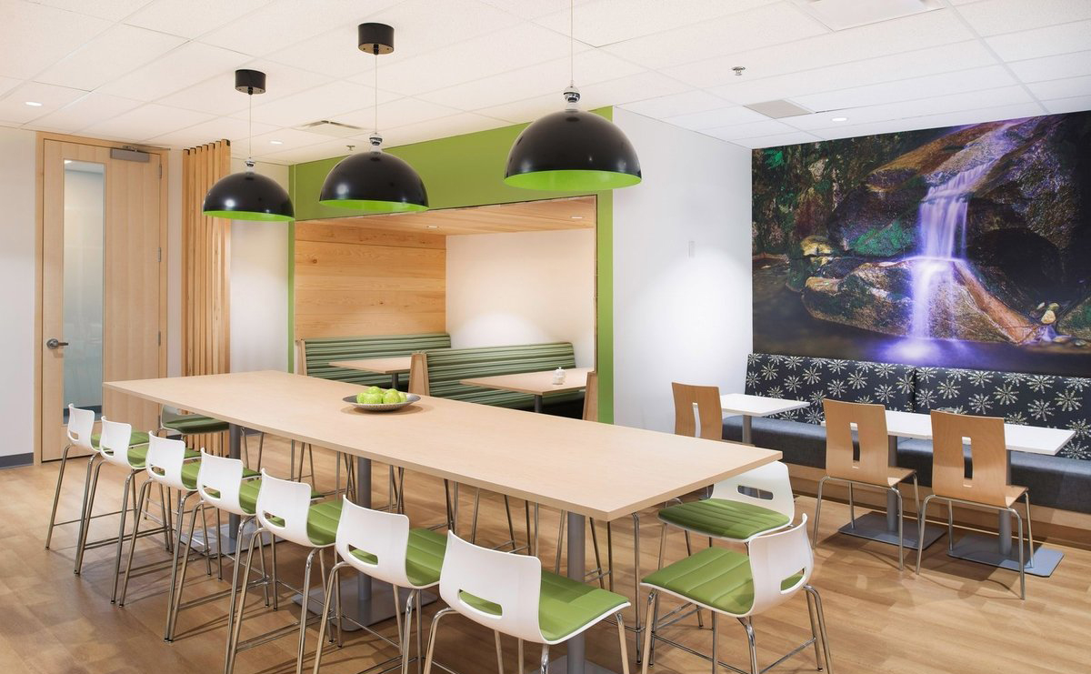 南京辦公裝修松木家具有哪些種類(lèi)？