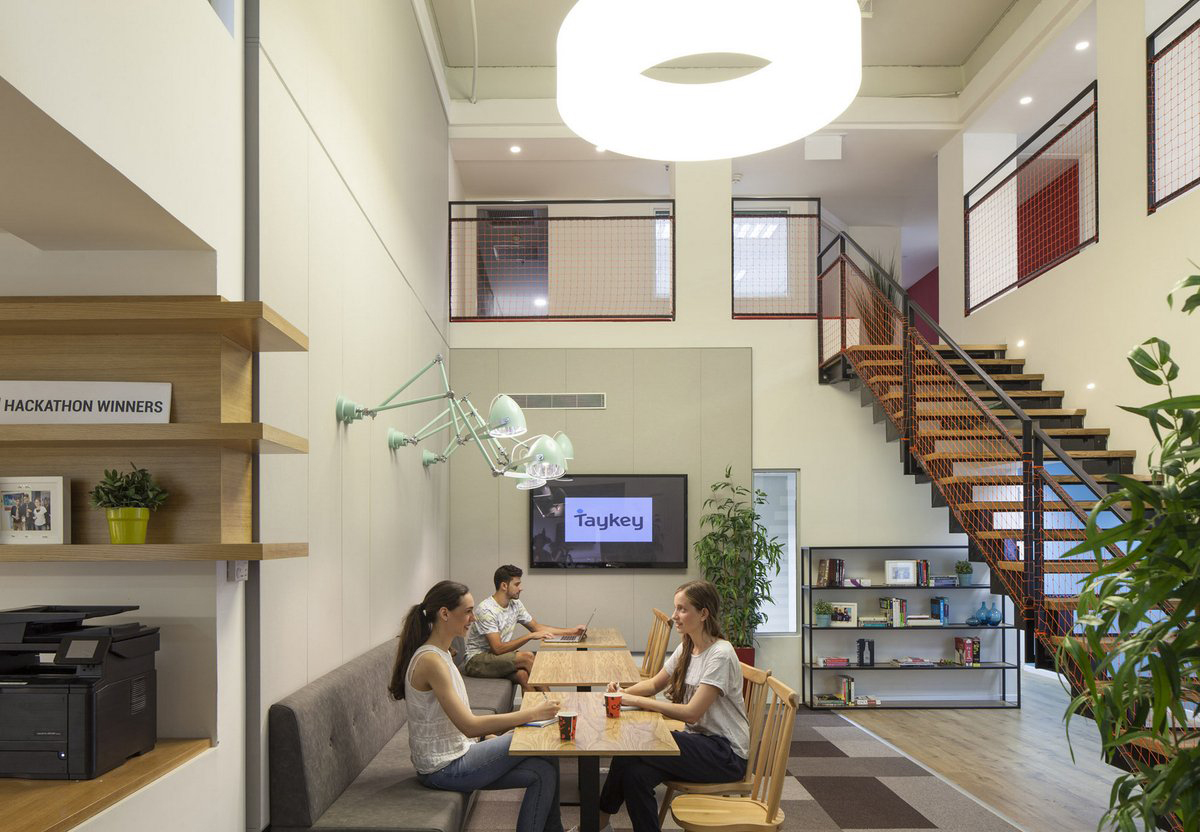 南京辦公裝修金絲楠木家具選購(gòu)誤區(qū)？