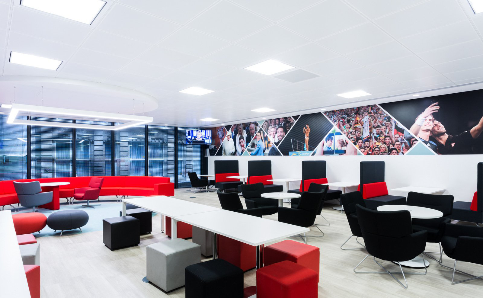 南京辦公室裝修新沙發(fā)的擺放有哪些注意事項(xiàng)？