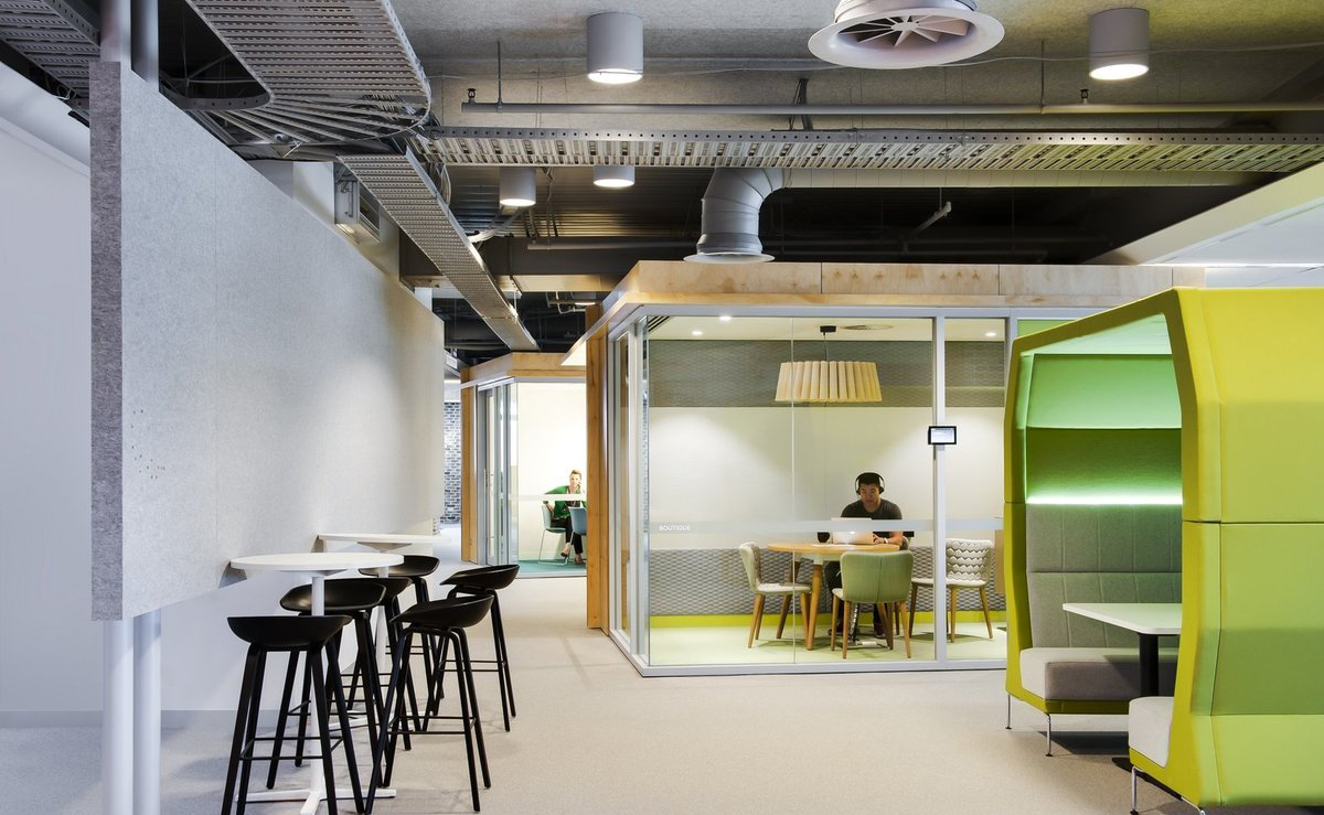 南京辦公裝修液體壁紙漆的優(yōu)缺點