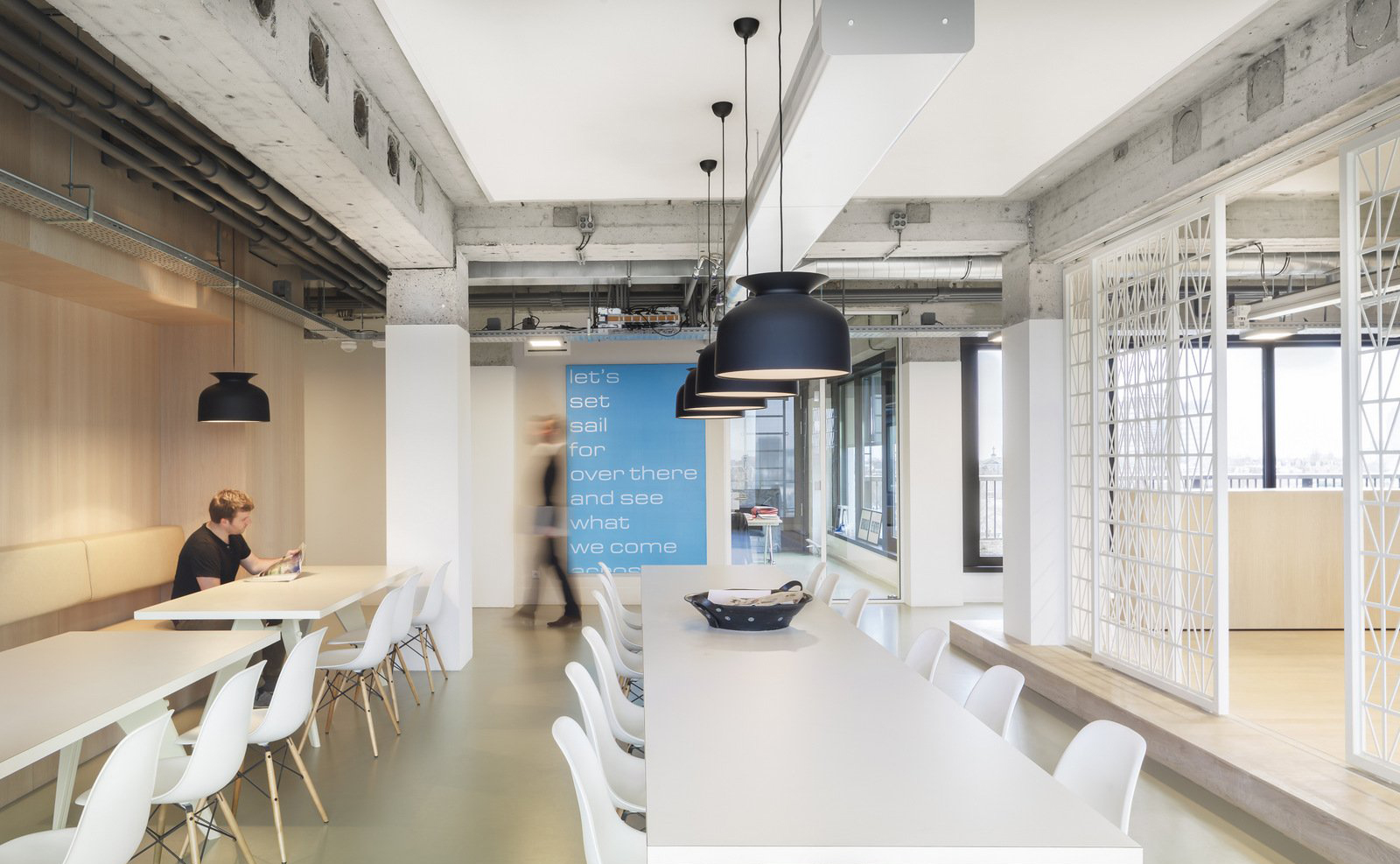 南京辦公裝修清洗中央空調(diào)多少錢？