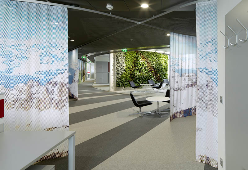 1800平創(chuàng)意辦公室裝修