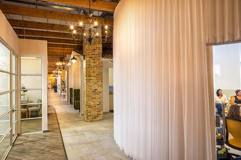 2000平時尚辦公室裝修