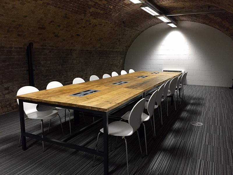 2900平工業(yè)風辦公室裝修